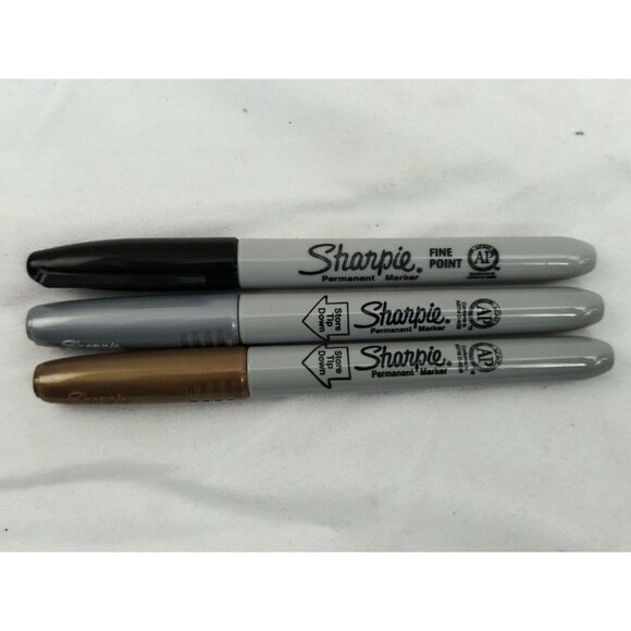 2 Pack Sharpie 18 ct Fine Point W/2 Metallic Permanent Markers Quick-Drying New - Picture 6 of 6